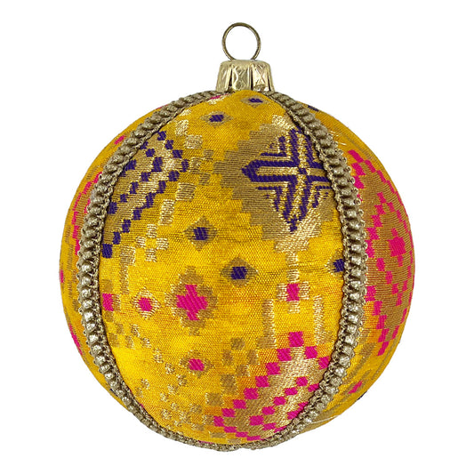 Adah bauble
